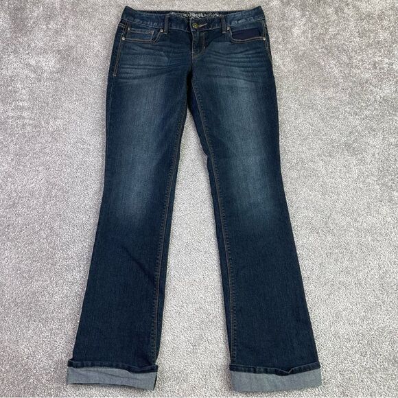 Express Jeans Women's 4 Blue Barely Bootcut Low Rise Slim Cuffed Dark Denim - Picture 1 of 13